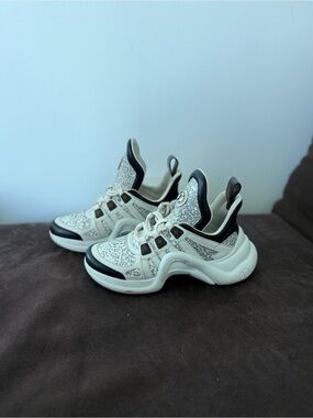 Louis Vuitton Kids Chunky Sneakers in White and Black